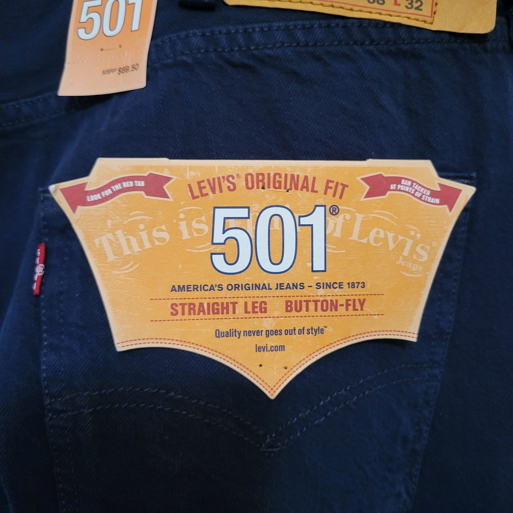 Levi's 501 Men's Original Fit Straight Leg Button-Fly Jean - Picture 5 of 6